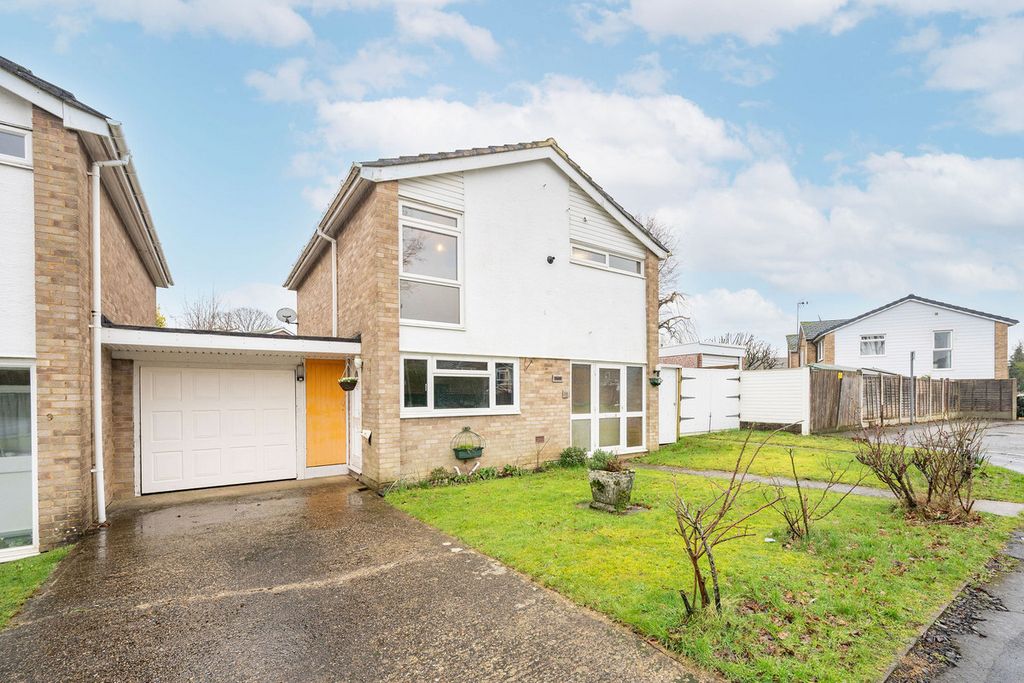 Property photo 1 of 27