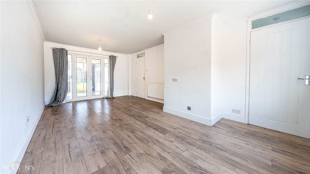 Property photo 2 of 24 Picture No. 09