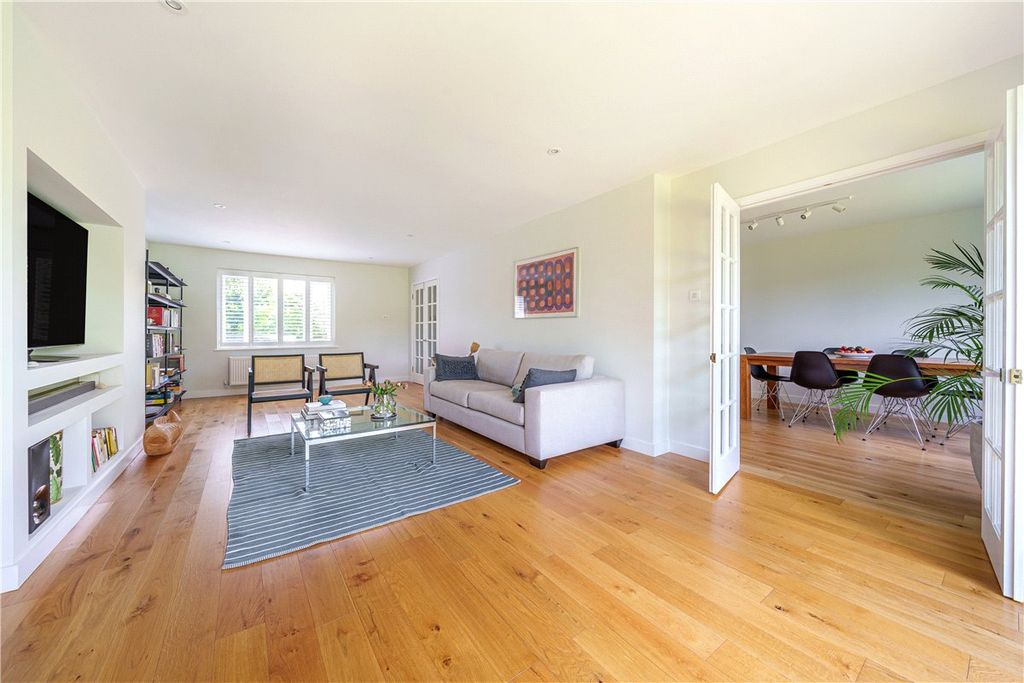 Property photo 2 of 12 Picture No. 03