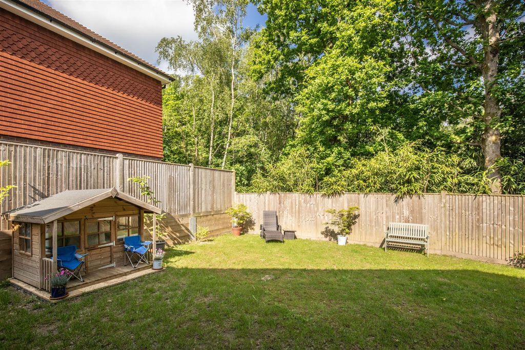 Additional image 18 of 5 bed detached house for saleParkside Close, Heathfield TN21