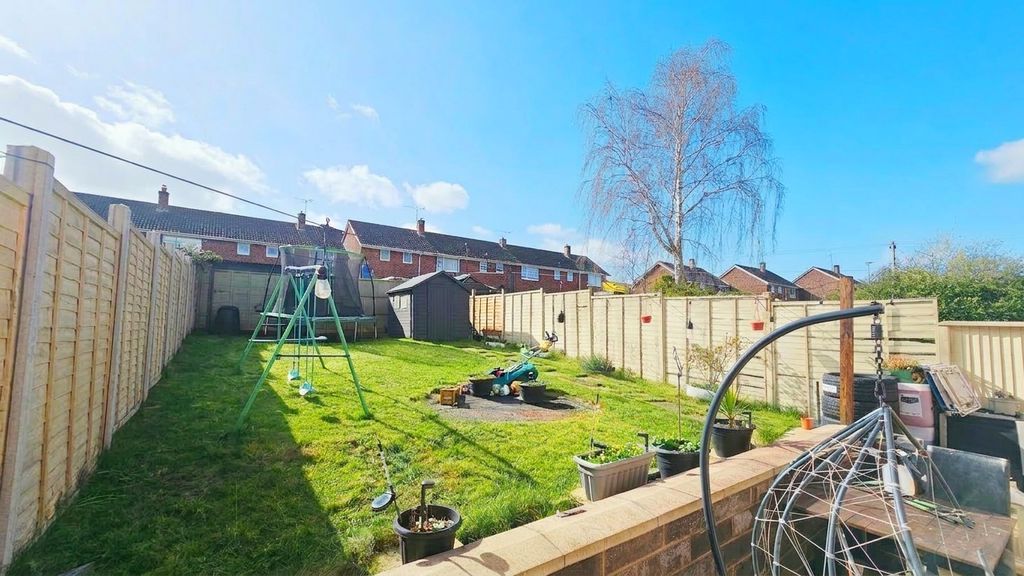 Property photo 2 of 15 Photo 17