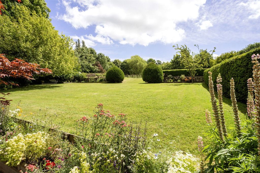 Property photo 3 of 27 Picture No. 29