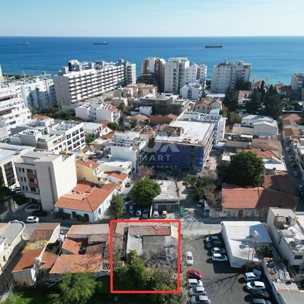 Property photo 1 of 3 Plot 380Sqm For Sale 200m From The Sea In The Historical Cen