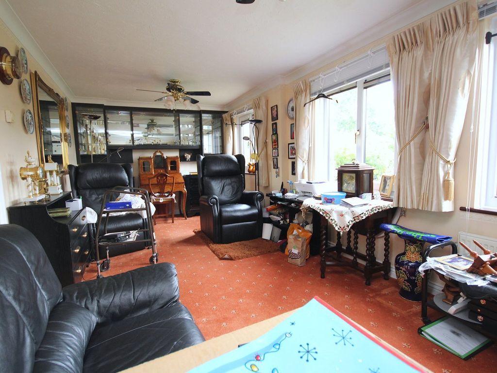Property photo 3 of 14