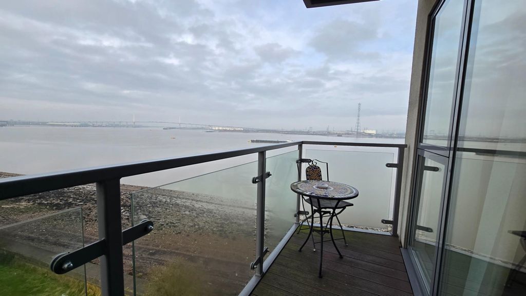 Additional image 8 of 2 bed flat for saleWainwright Avenue, Greenhithe DA9