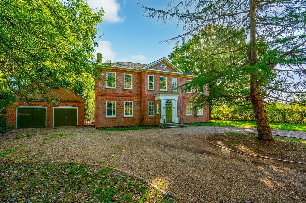 Property photo 1 of 25