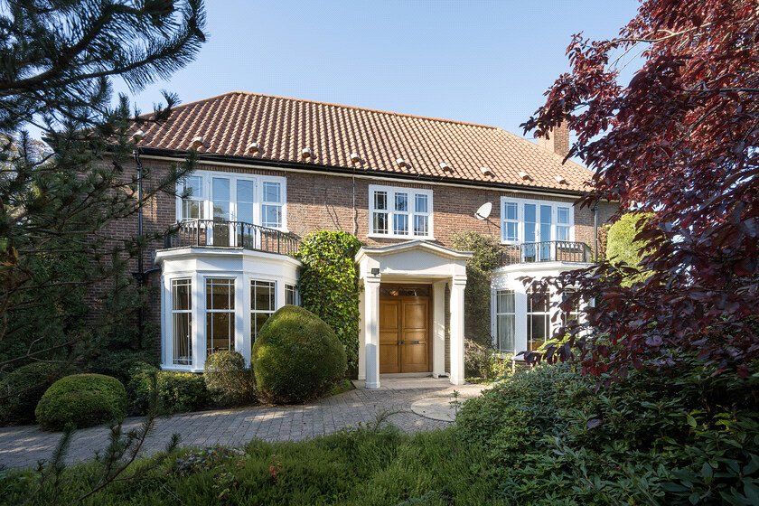 Property photo 1 of 22 Front