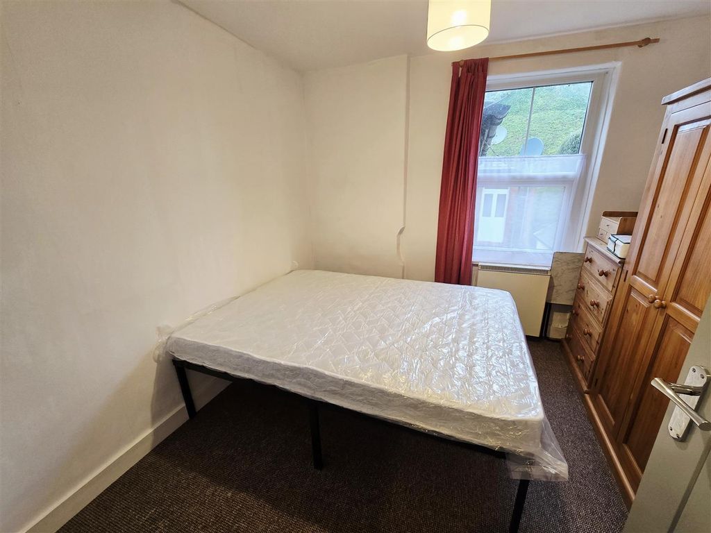 Additional image 6 of 1 bed flat for saleCastle Keep, Launceston PL15