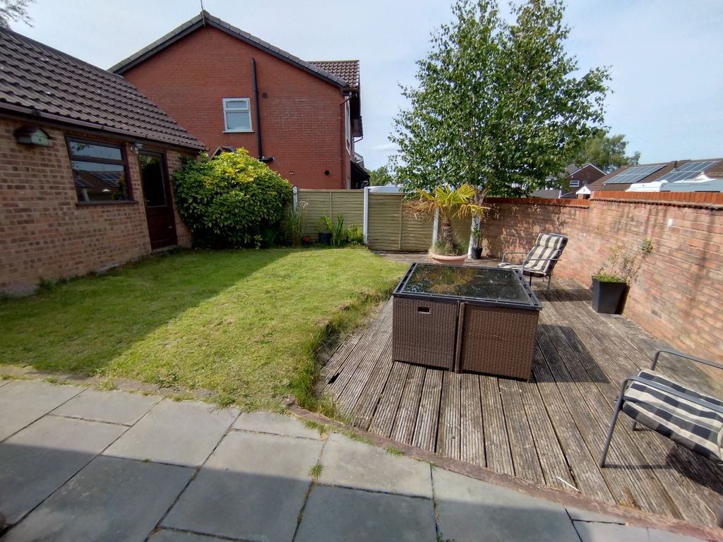 Property photo 2 of 15
