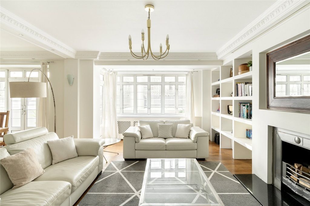 Property photo 2 of 17 Picture No. 01