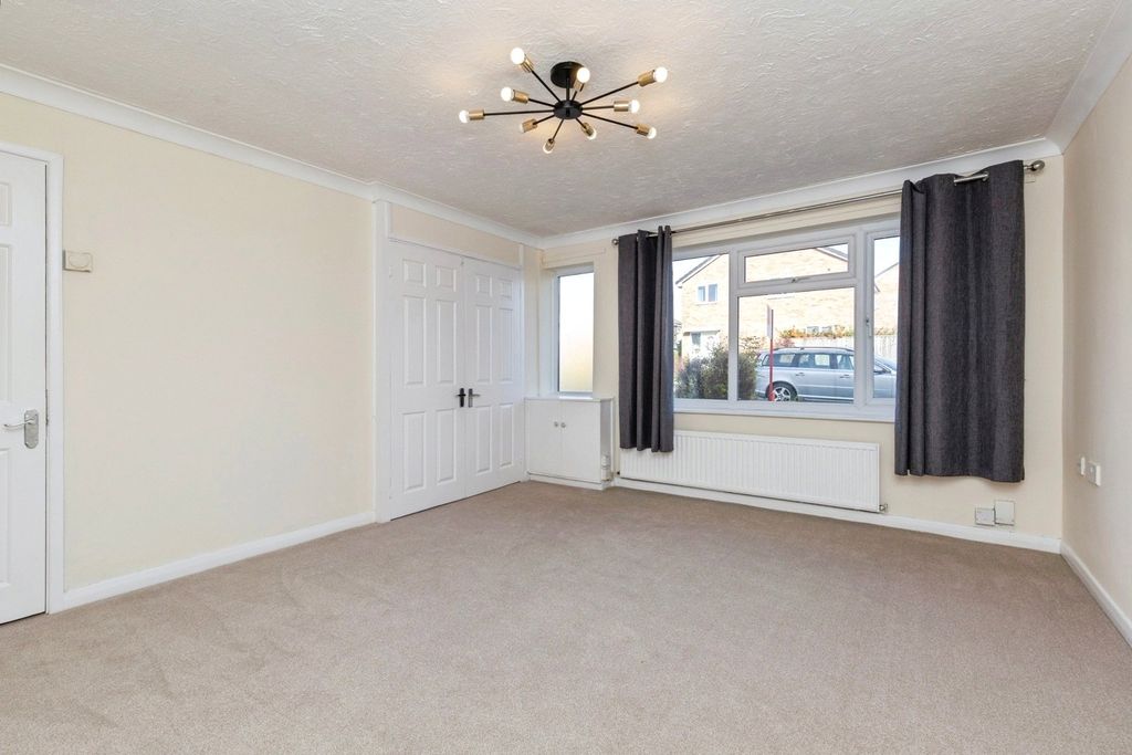 Property photo 2 of 21 Picture No. 54