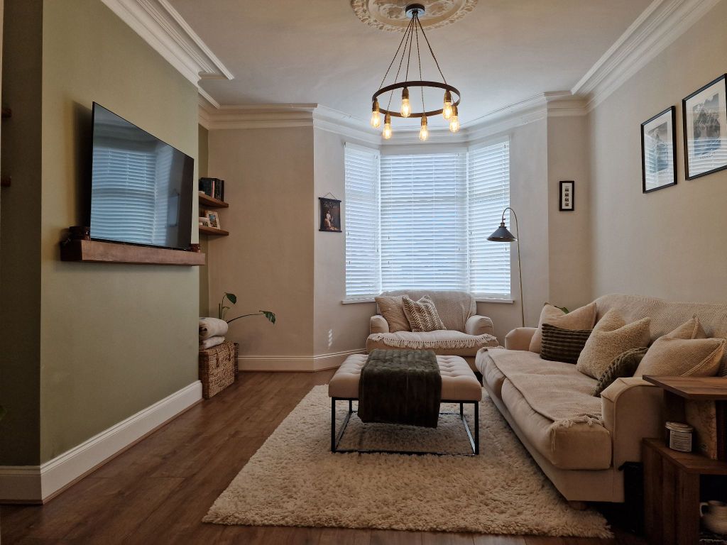 Property photo 3 of 21 Photograph 3