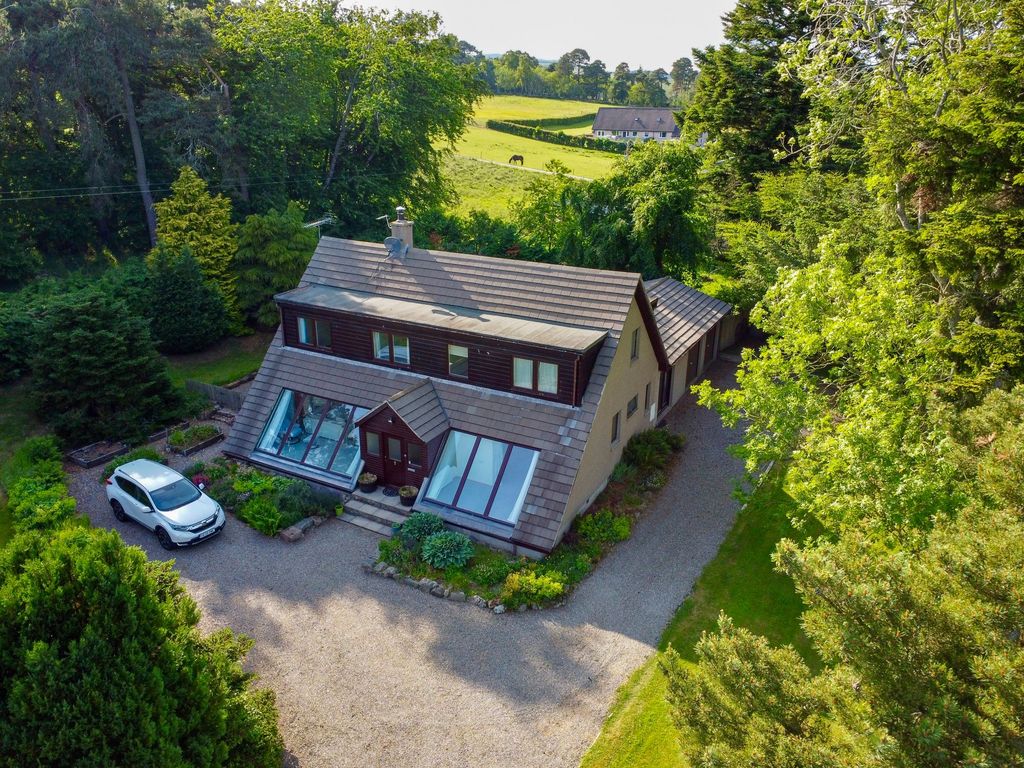 Property photo 1 of 40