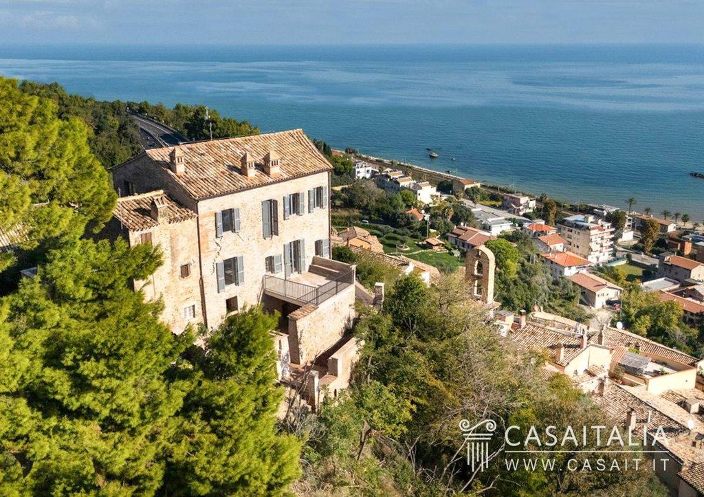 Property photo 2 of 30