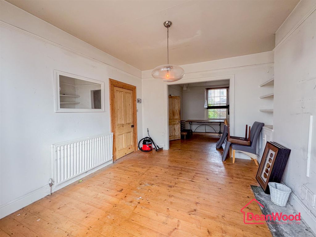 Property photo 3 of 21 Untitled-138.Jpg