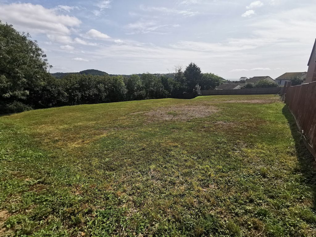 Property photo 3 of 9 Site