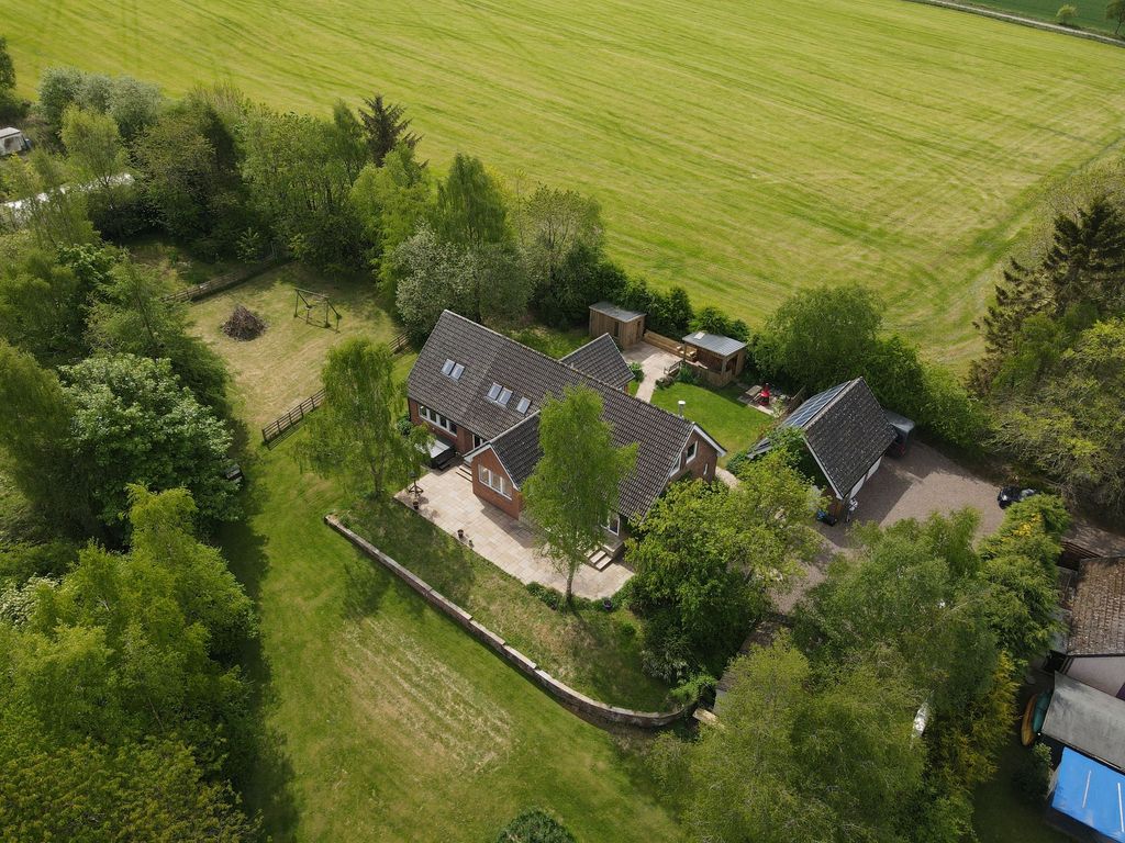 Property photo 1 of 29
