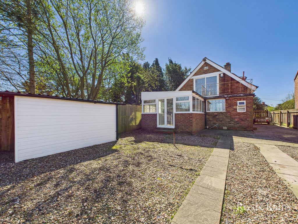 Property photo 3 of 24 Rear Garden