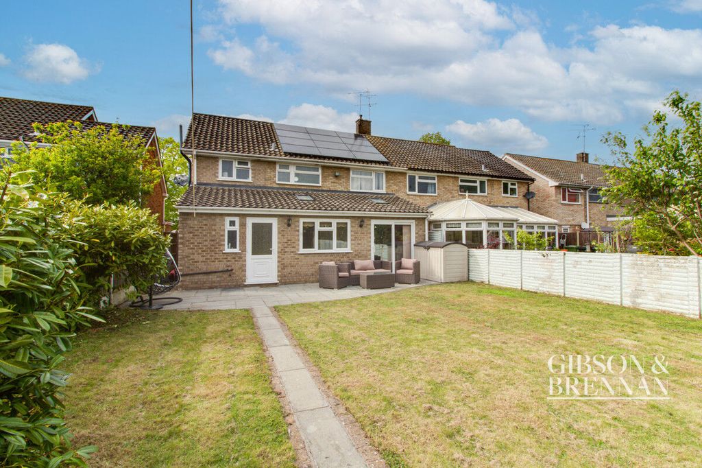 Property photo 3 of 27