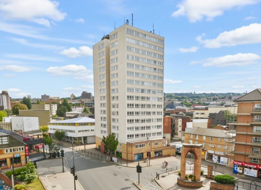 Property photo 1 of 6