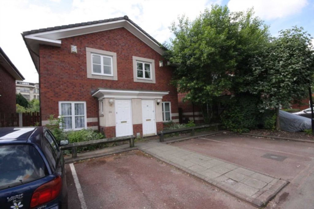 Property photo 1 of 8