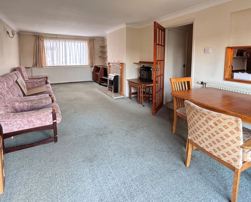 Property photo 2 of 12 Sitting Room 1