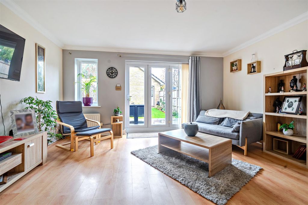 Property photo 3 of 28 1373988-16-69049c2636583.Jpg