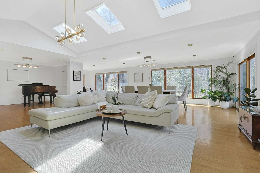 Property photo 3 of 26 <Alttext/>