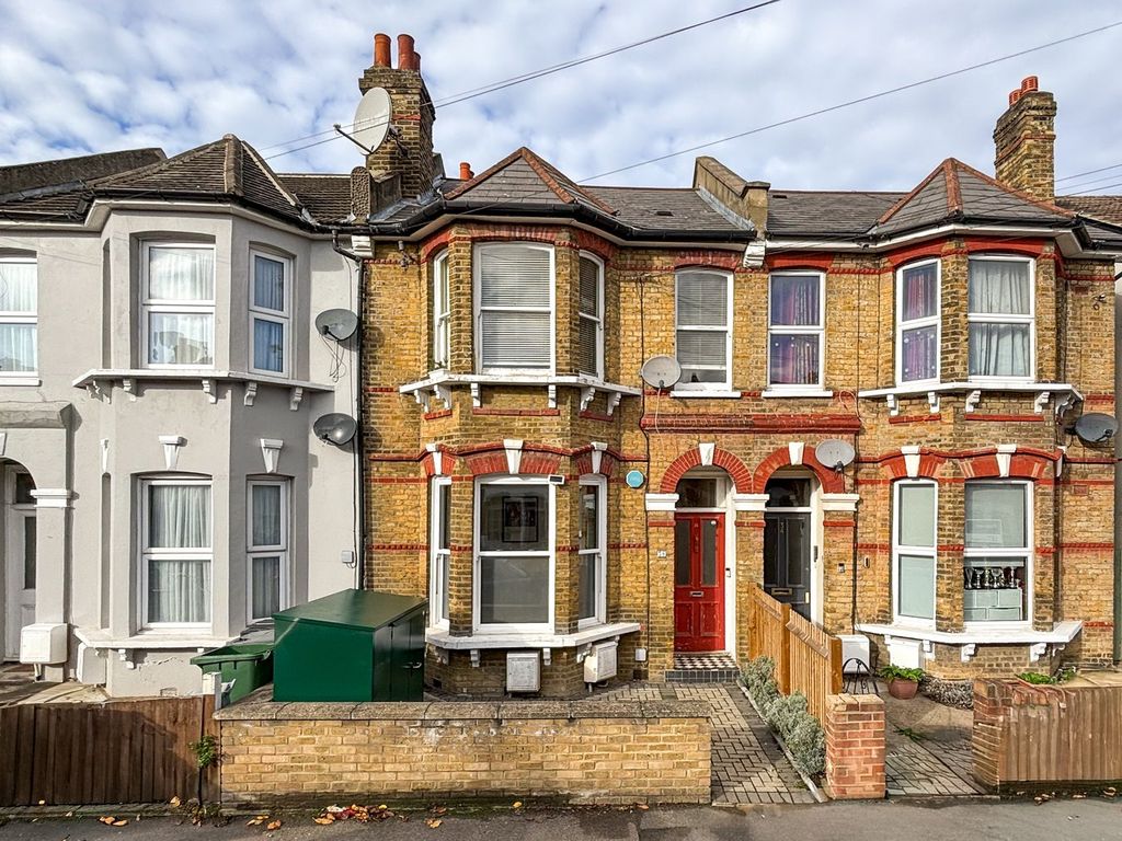 Property photo 1 of 11