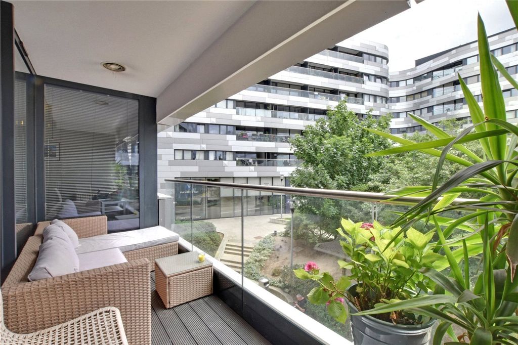 Property photo 3 of 16 Picture No. 13