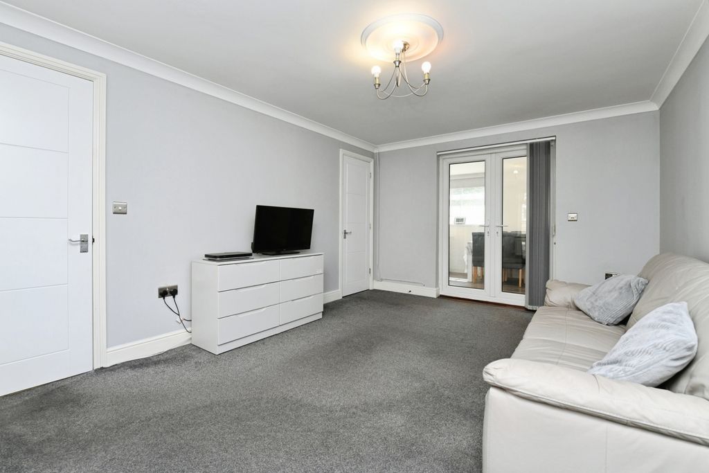 Property photo 3 of 14 Pbox-Img.Jpg