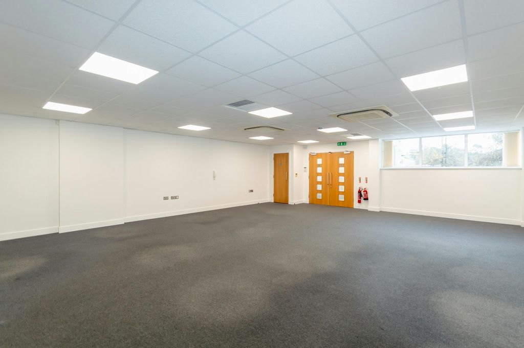 Property photo 2 of 10 45.Jpg