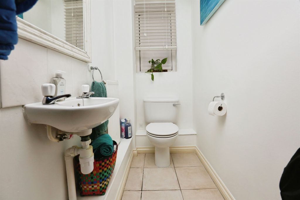 Property photo 3 of 16