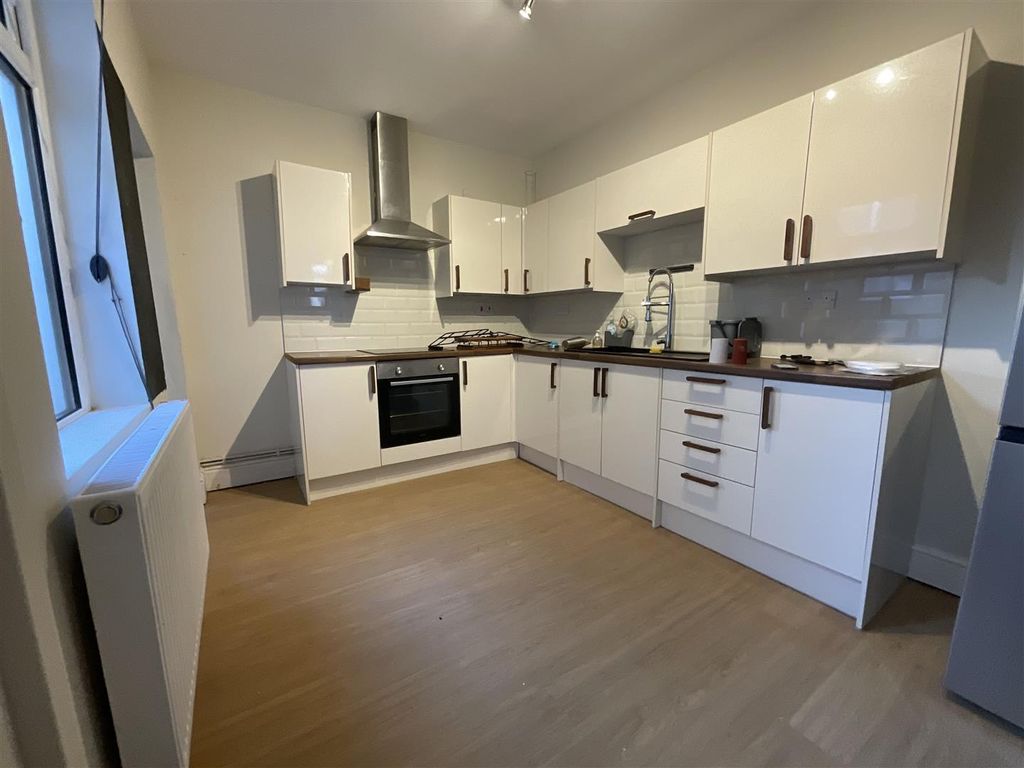 Property photo 3 of 19 Img_2071.Jpg