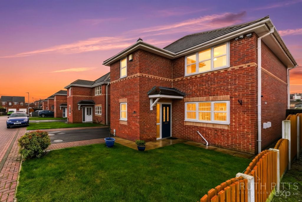 Property photo 3 of 27