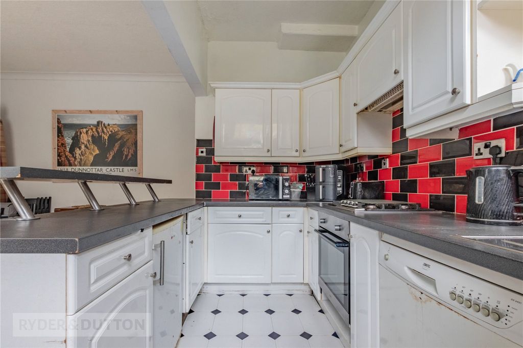 Property photo 3 of 16 Kitchen Dining Room