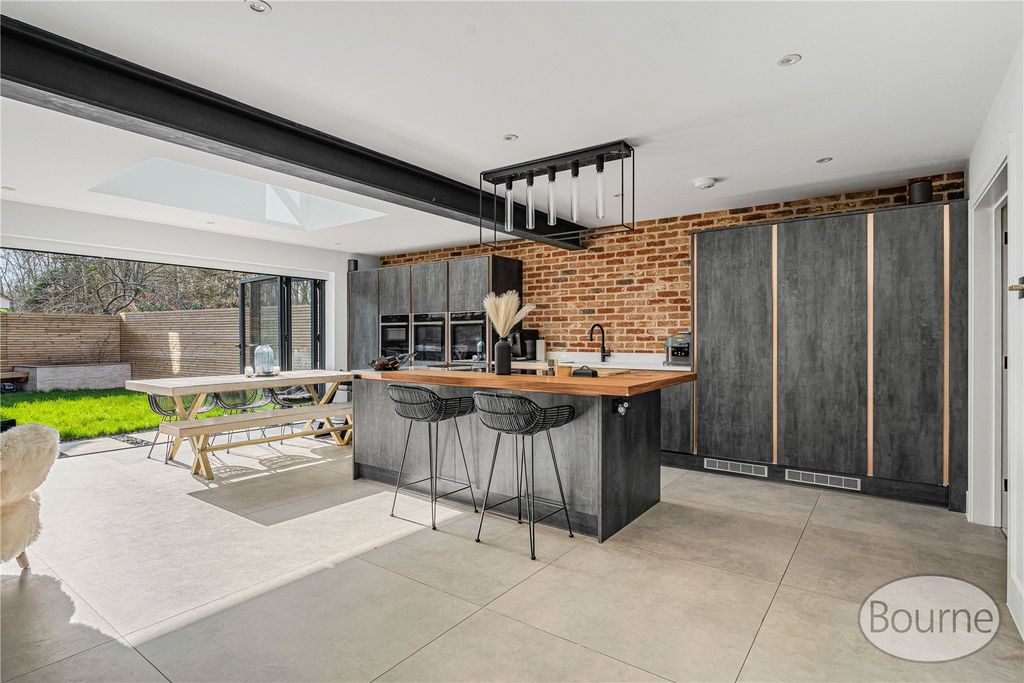 Property photo 1 of 30 Picture No. 55