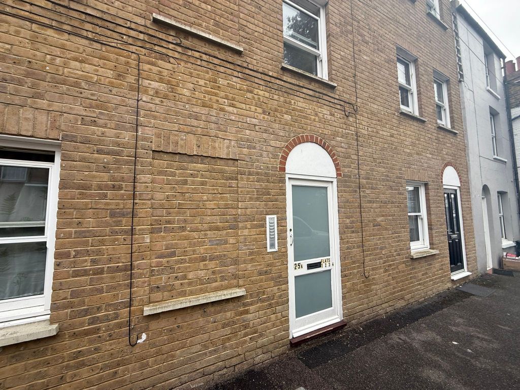 Property photo 1 of 5