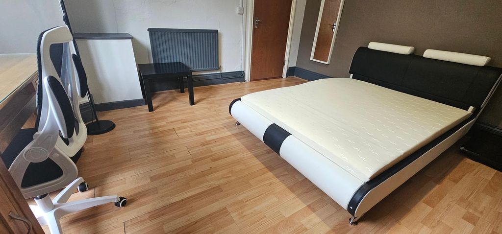 Property photo 2 of 15 Photo 1