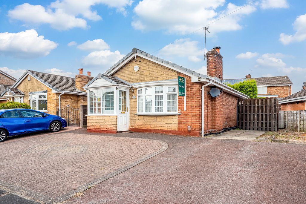 Property photo 1 of 12 36 Colwyn Drive