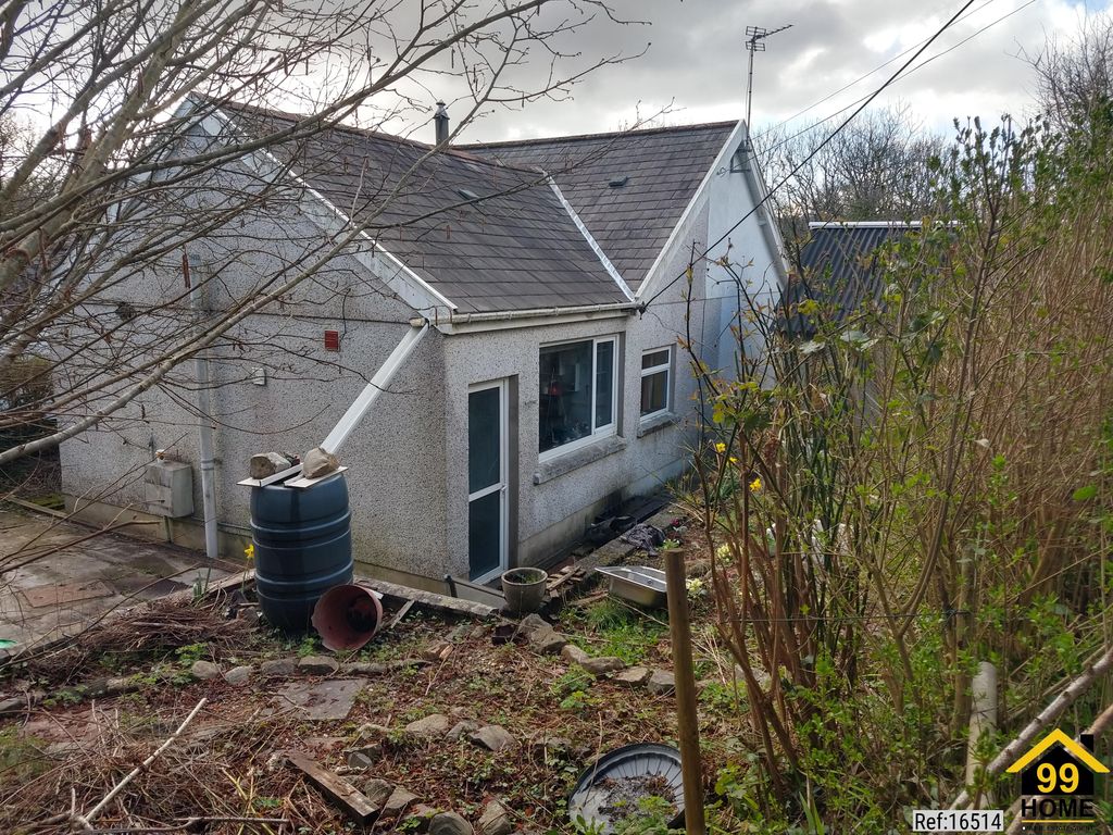 Property photo 3 of 15 Photo 2