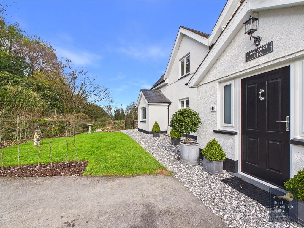 Property photo 2 of 72 Picture No. 49