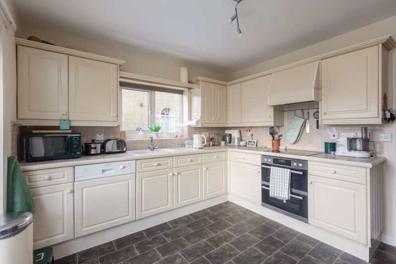 Property photo 2 of 17 Photo 2