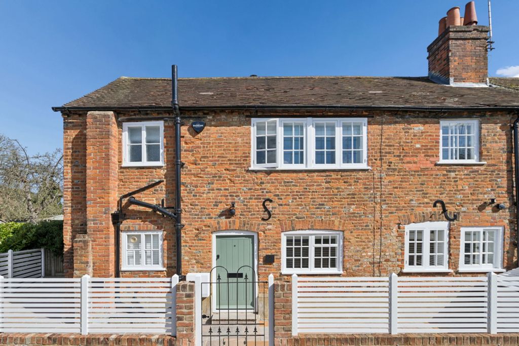 Property photo 1 of 16