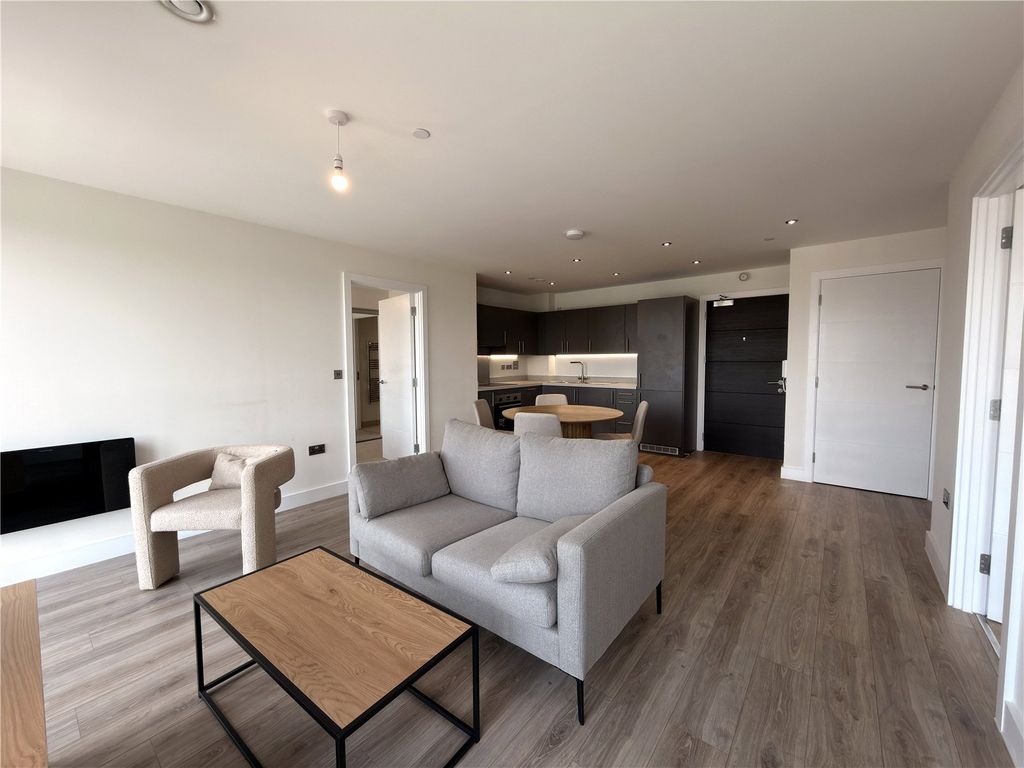 Property photo 1 of 10 Picture No. 04