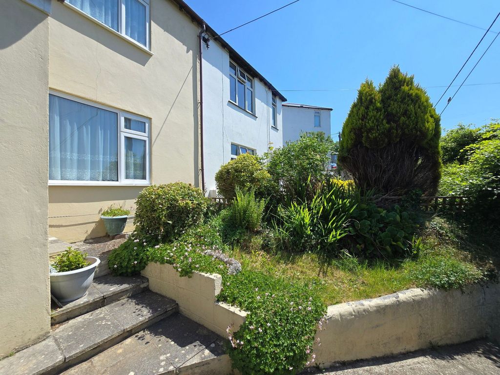 Property photo 3 of 26