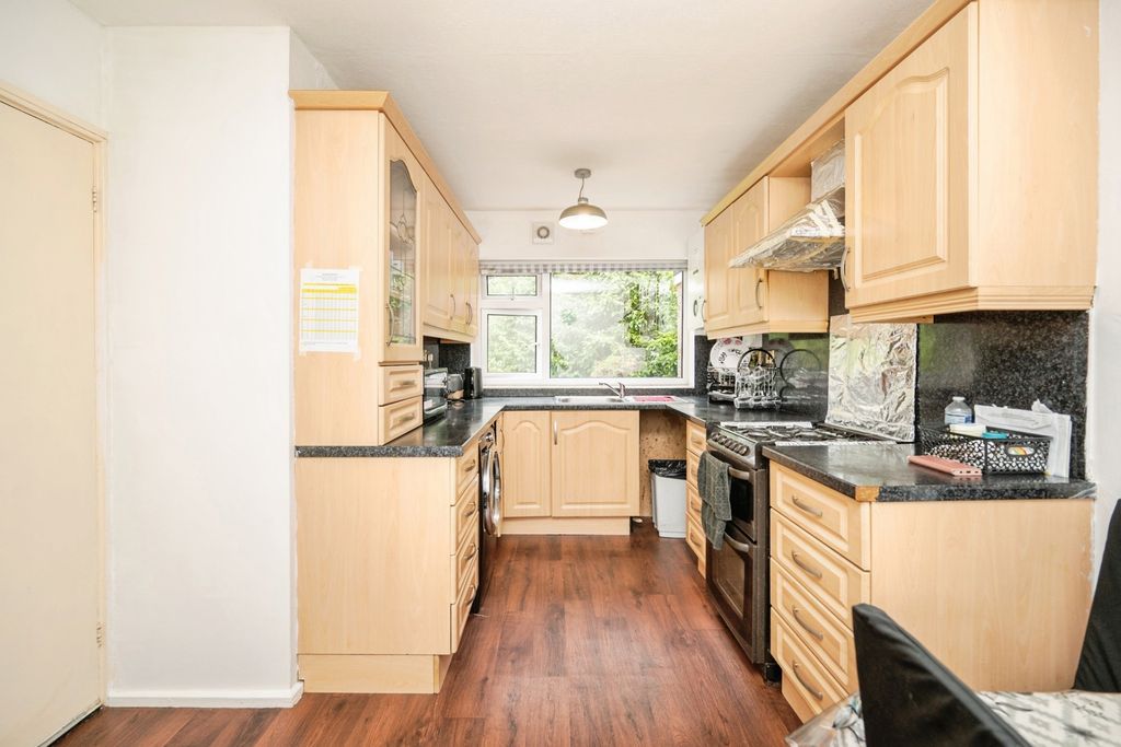 Property photo 3 of 29 Pbox-Img.Jpg