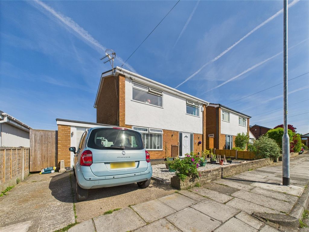 Property photo 1 of 32 Cam03844G0-Pr0275-Still029.Jpg