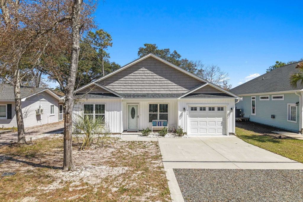 Property photo 1 of 31