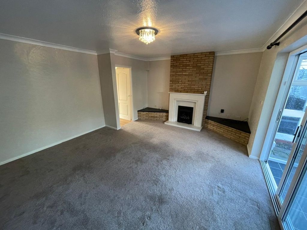 Property photo 3 of 23